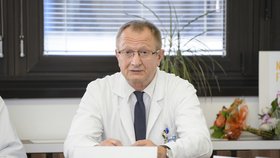 Doktor Miloslav Roček z Fakultní nemocnice v Motole