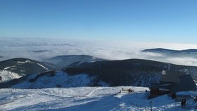 Mozková mrtvice na vrcholu Sněžky: Seniorce zachránil život vrtulník