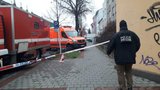 Brněnské Židenice vyděsil nález mrtvoly: Desítky lidí musely kvůli chemikáliím z domu