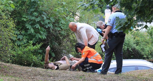 Policisté objevili na Praze 7 mrtvolu muže