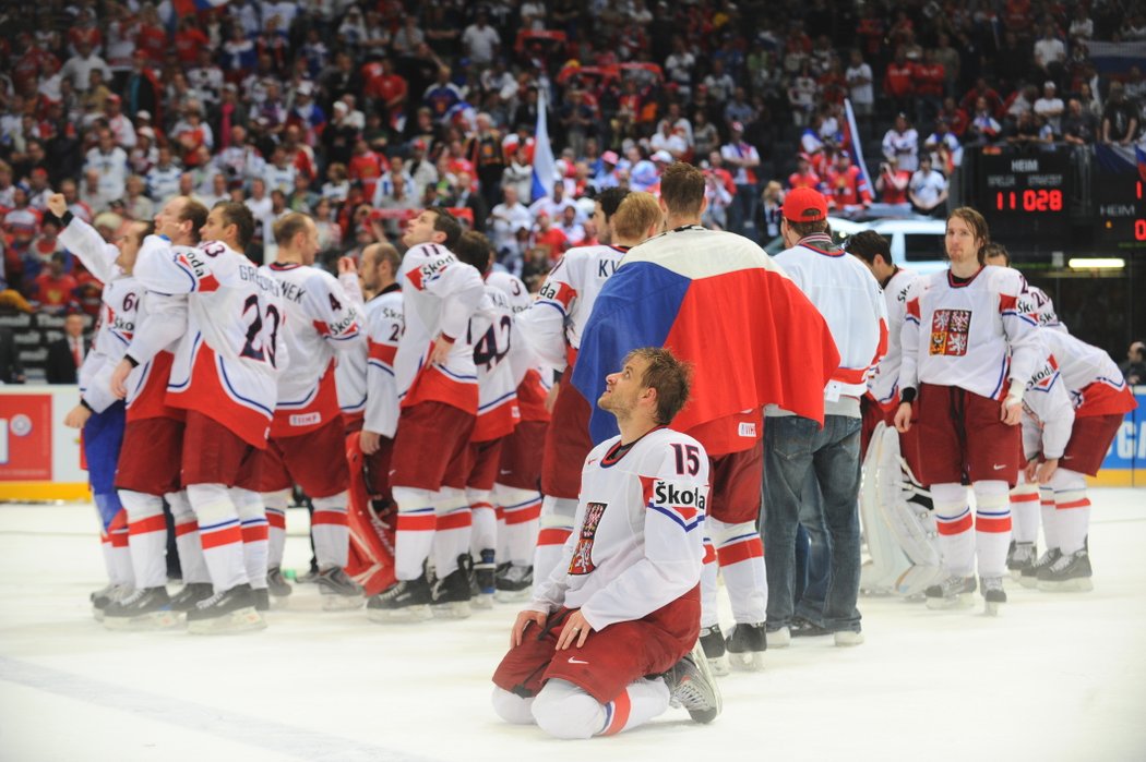 Hokejisté České republiky oslavují titul mistrů světa v roce 2010