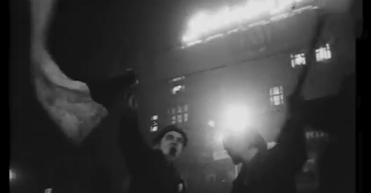 Demonstrace a oslavy, které provázely vítězství čs. hokejistů nad týmem SSSR na mistrovství světa v hokeji v roce 1969