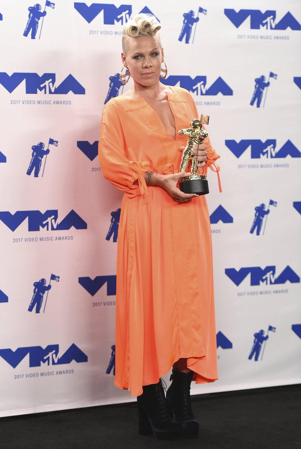 Pink na předávání MTV Video Music Awards