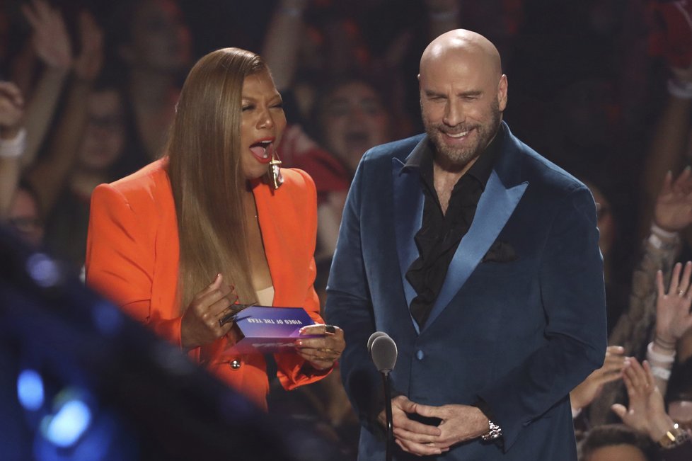 Queen Latifah a John Travolta předávali cenu