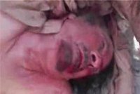 Kaddáfí je mrtev! Šokující záběry jeho mrtvoly v krvi