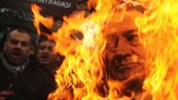 Egypt: Mubaraku, vzdej to! Stávka ochromí zemi