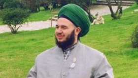 Muslimský kazatel: Mužům, kteří masturbují, otěhotní ruce v posmrtném životě!