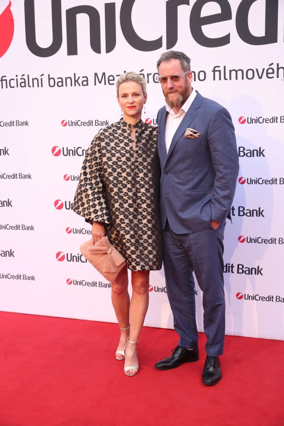 Příchody na Unicredit Bank party na KVIFF 2023 - Kryštof Mucha s manželkou