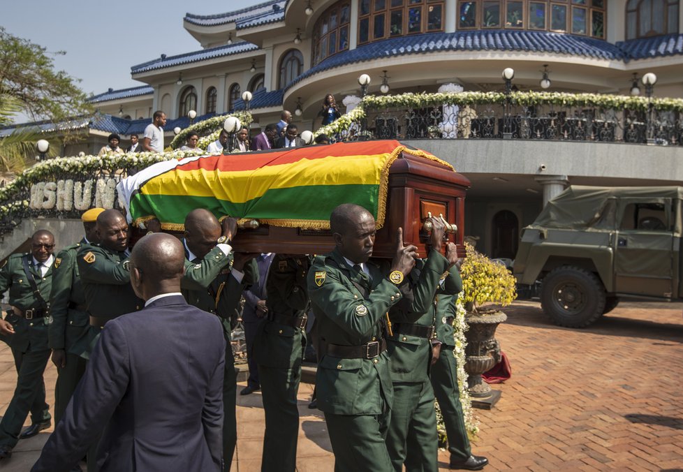 Pohřeb diktátora Mugabeho