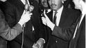 Ali s Matinem Lutherem Kingem, bojovníkem za práva černochů. 