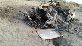 Americký dron zaútočil na vůdce Talibánu a zřejmě usmrtil vůdce Talibánu.