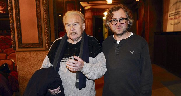 Herec Luděk Munzar (vlevo) je rád, že si na něj režisér Jan Hřebejk ještě po téměř pětadvaceti letech vzpomněl