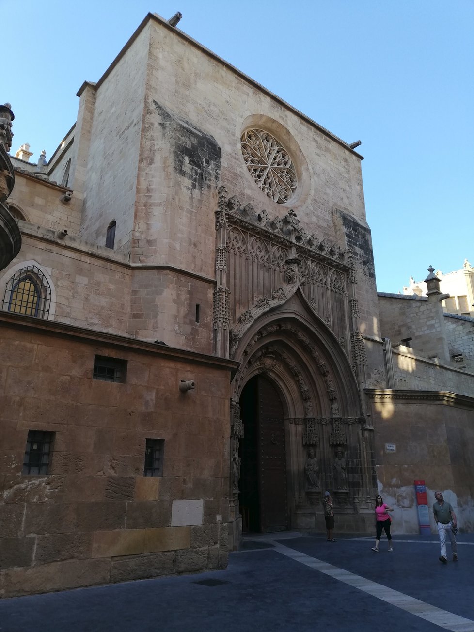 Catedral de Murcia. Dechberoucí stavbu z první poloviny 18. století na Plaza del Cardenal Bellugo nepřehlédnete.