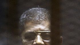 Bývalý egyptský prezident Muhammad Mursí zatím popraven nebude.