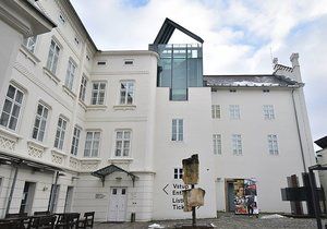 Museum Kampa představilo 8. února novou výstavu s názvem Angelo Maria Ripellino: Praha byla krásnější než Řím