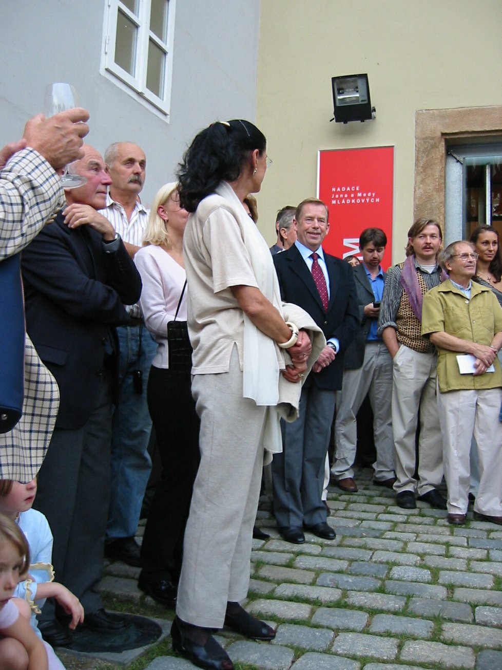 Slavnostnímu otevření Musea Kampa byl roku 2003 přítomen i exprezident Václav Havel s chotí.