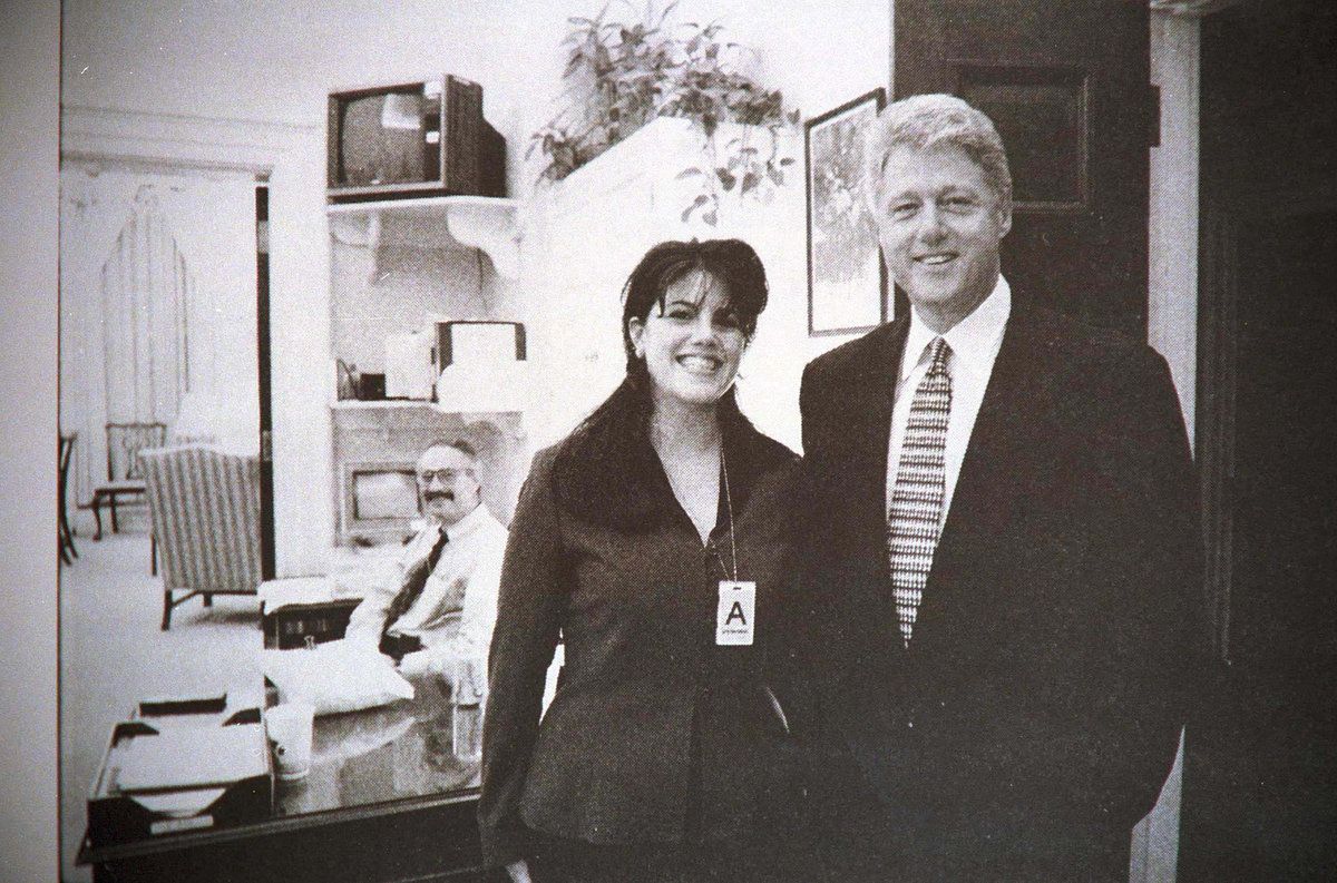 Bill Clinton s &#34;oddanou&#34; stážistkou Lewinskou