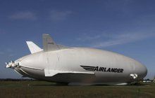 Vzducholoď Airlander 10: Největší létající stroj světa (92 m! Ve vzduchu vydrží i 2 týdny! 