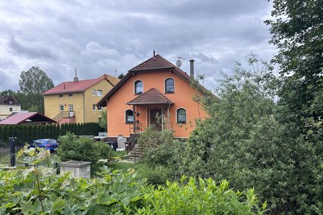 Obrázek: Nález malé ručičky a zatčení ženy: Zavraždila vlastní dítě