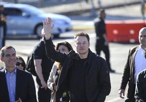 Musk při testu projektu Hyperloop