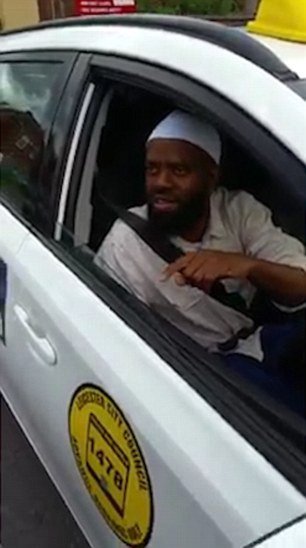 Muslimský taxikář odmítl naložit slepce s asistenčním psem. Prý kvůli své víře.