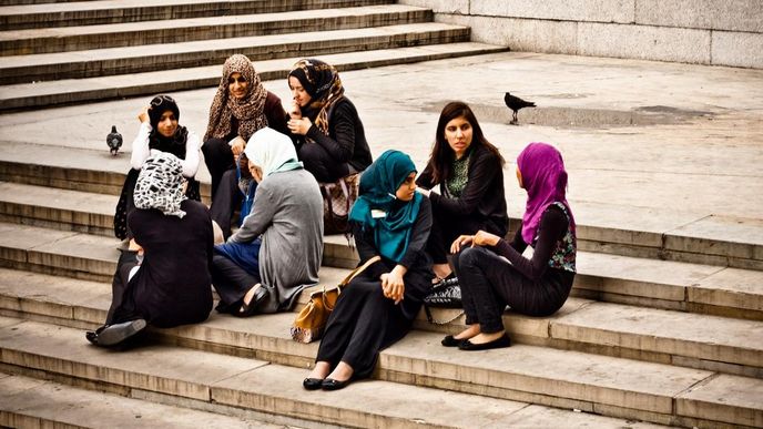 Muslimky na Trafalgarském náměstí v Londýně Muslimky na Trafalgarském náměstí v Londýně