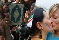 Islám a gayové? „Muslimové jsou stejně homofobní jako křesťané,“ tvrdí analytička