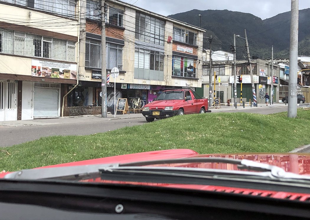 Škoda Favorit Pick-up je v našich končinách opravdová rarita. A v Kolumbii? Relativně často je na ulici k vidění.