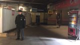 Další oběť mrazivé zimy? Mrtvého bezdomovce našli ve vestibulu metra na náměstí Republiky
