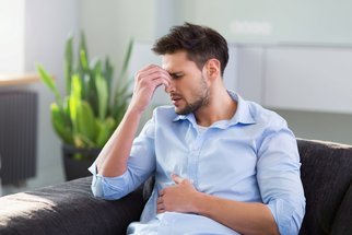 Muži často otálejí s návštěvou lékaře. V těchto případech to rozhodně neodkládejte! Muži často otálejí s návštěvou lékaře. V těchto případech to rozhodně neodkládejte!