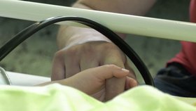 Hrůza na plovárně v Bánské Bystrici. Úchyl zfetoval holčičku (7) čokoládou