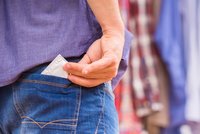 Sexuální život v Čechách: Kolik mužů nosí v kapse kondom?