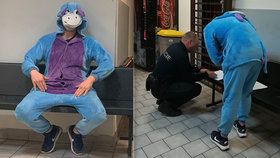 Muž (27) se projížděl autem v kostýmu Ijáčka i přes zákaz řízení: Zadržela ho policie, hrozí mu až 2 roky!
