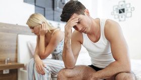 Nedostatek testosteronu se následně projevuje únavou, depresivními stavy, výkyvy nálad, zhoršenou imunitou i poklesem zájmu o sex. 