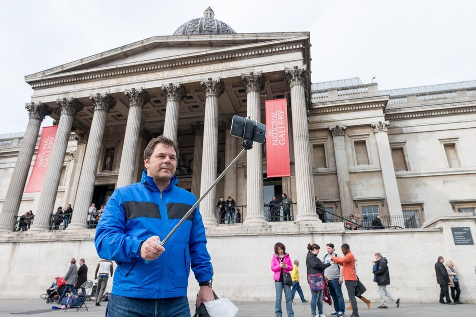 Smithsonovské muzeum ve Washingtonu selfie tyče nedovoluje.