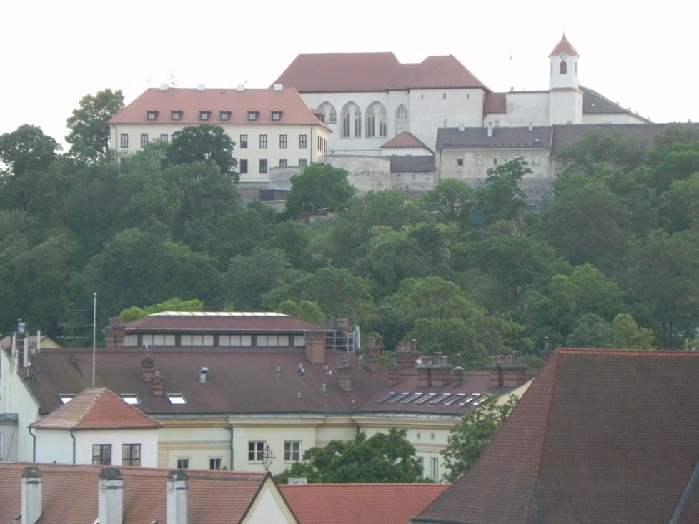 Muzejní noc v Brně. Zájemci o výhled ze staré radniční věže museli zvládnout dlouhou frontu a 173 schodů na ochoz.