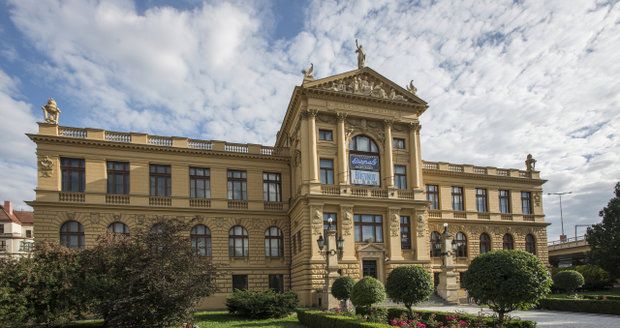 Hlavní budova Muzea hlavního města Prahy hostí den otevřených dveří.
