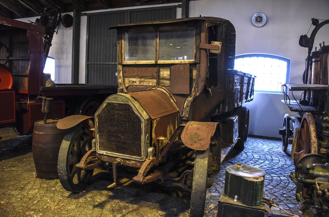 Muzeum a filmová půjčovna Martina Stárka