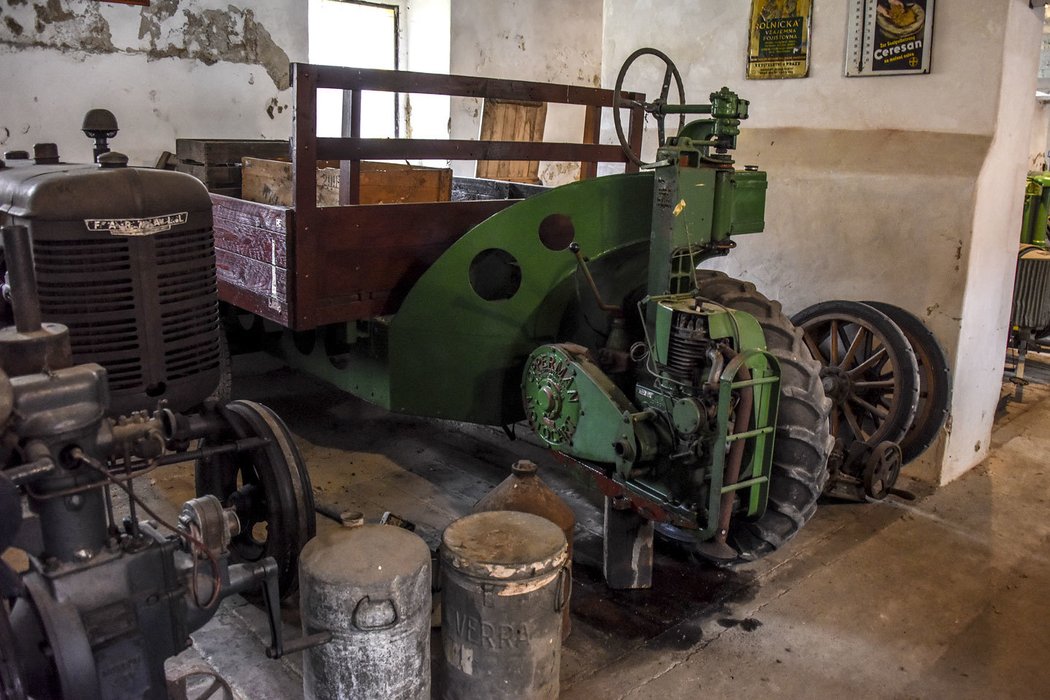 Muzeum a filmová půjčovna Martina Stárka