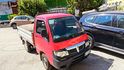 Toto není exponát! Piaggio Porter, které se prodávalo jako Daihatsu Hijet, používají při údržbě zeleně v areálu fi rmy. Toto není exponát! Piaggio Porter, které se prodávalo jako Daihatsu Hijet, používají při údržbě zeleně v areálu fi rmy.