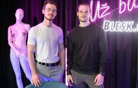 Experti na balení holek na ulici v podcastu: Dodalo nám to sebevědomí. Proč nedoporučují online seznamky?