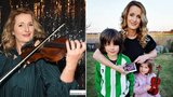 Houslistka Muzikářová (47) je potřetí těhotná! Místo vnoučat bude mimino, směje se zrzka