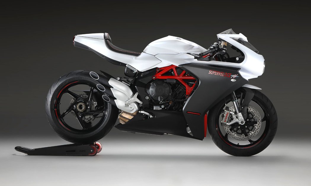 MV Agusta Superveloce 800