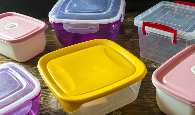 Ne všechny plastové krabičky jsou vhodné na mytí v myčce