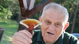 Mykolog Koplík houbaří 65 let: Z vzácné lesklokorky připravuje "fernet" proti rakovině