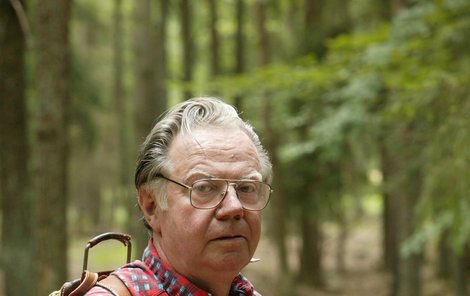 Mykolog Jiří Baier je v lese jako doma.