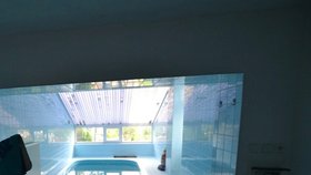 Vnitřní i venkovní bazén