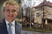 Nešťastný začátek roku Zemanova kancléře: Mynářovi vykradli vilu