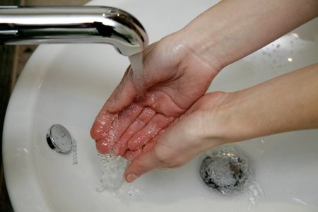 Myjte si ruce!