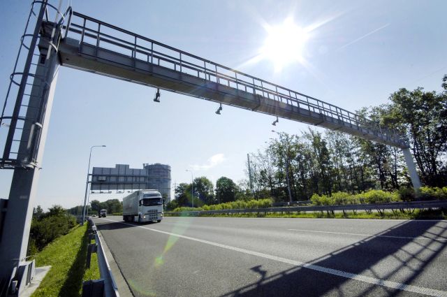 Vítězem tendru na provoz mýtného systému od roku 2020 bude konsorcium společností SkyToll a CzechToll.